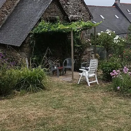 Au Petit Bonheur * Bazouges-la-Perouse